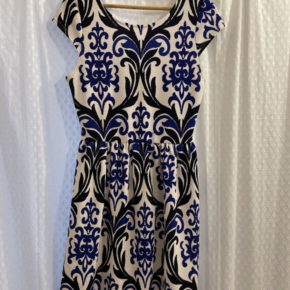 Stitch fix blue black and white mini dress - Picture 3 of 6
